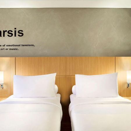 Ibis Pontianak City Center Exterior photo